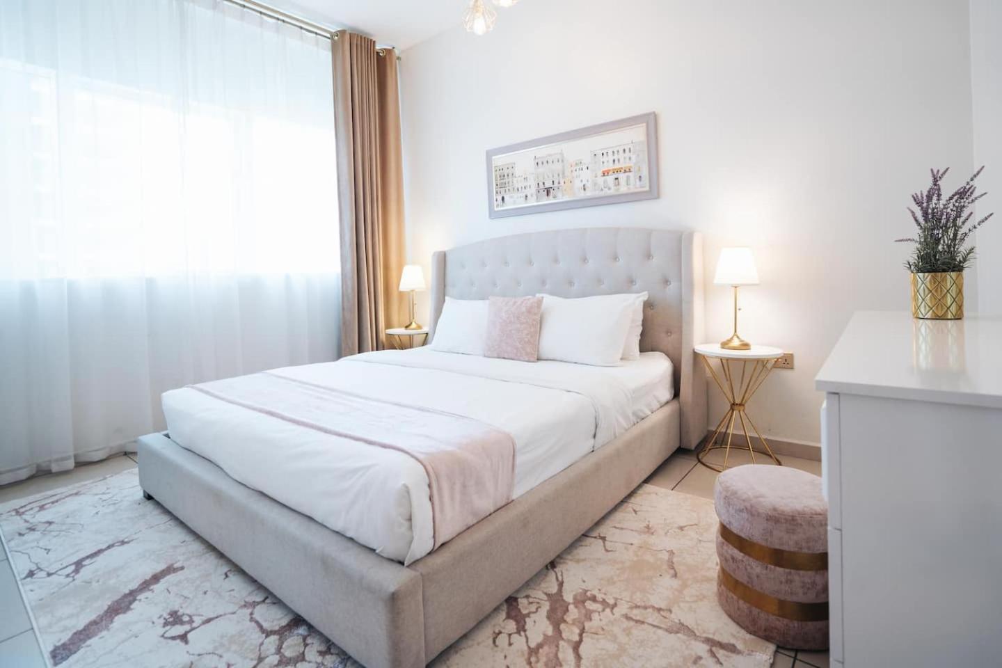 Charming Warm Suite With Amazing Views Of The City Dubai Esterno foto