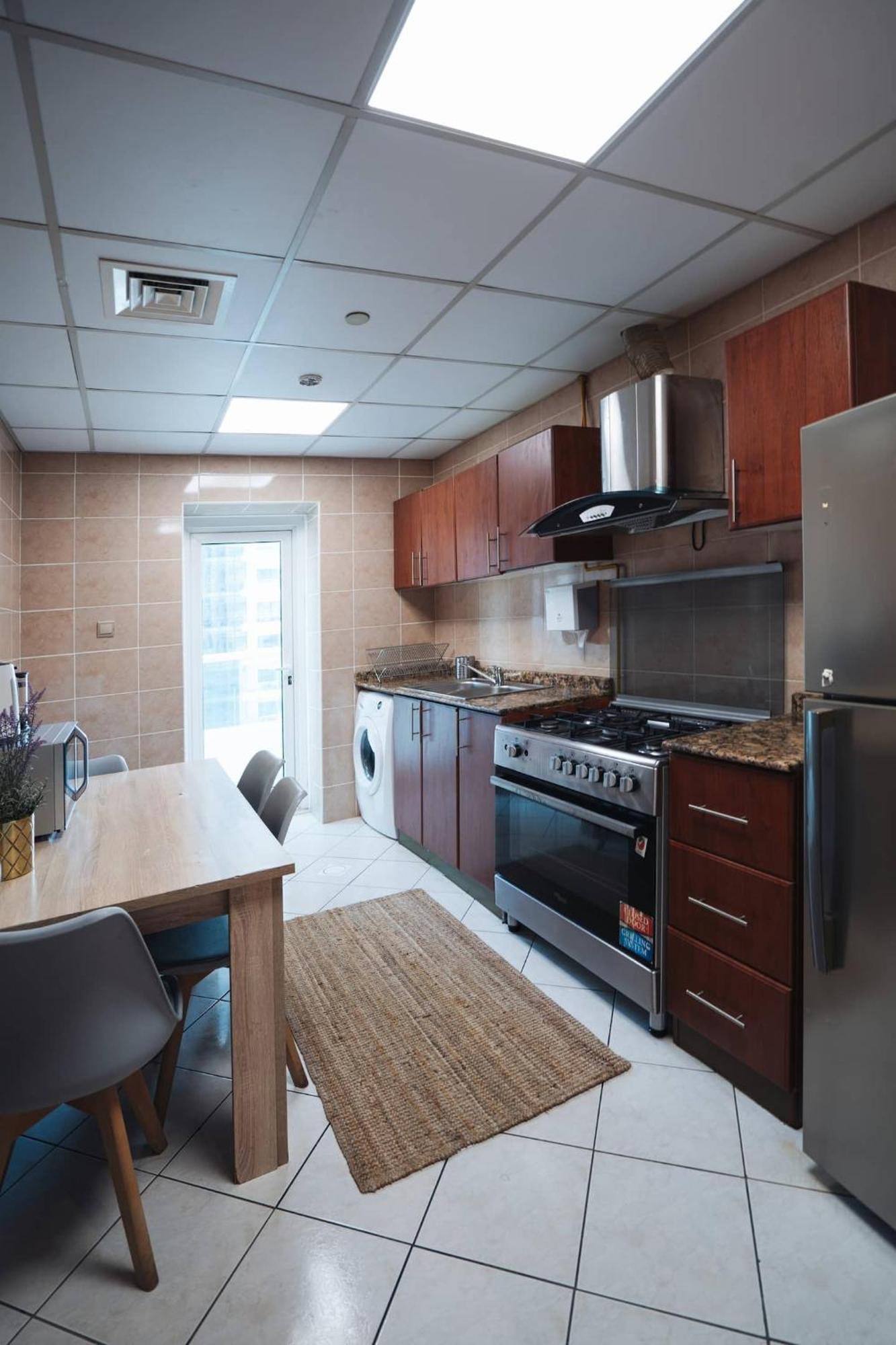 Charming Warm Suite With Amazing Views Of The City Dubai Esterno foto