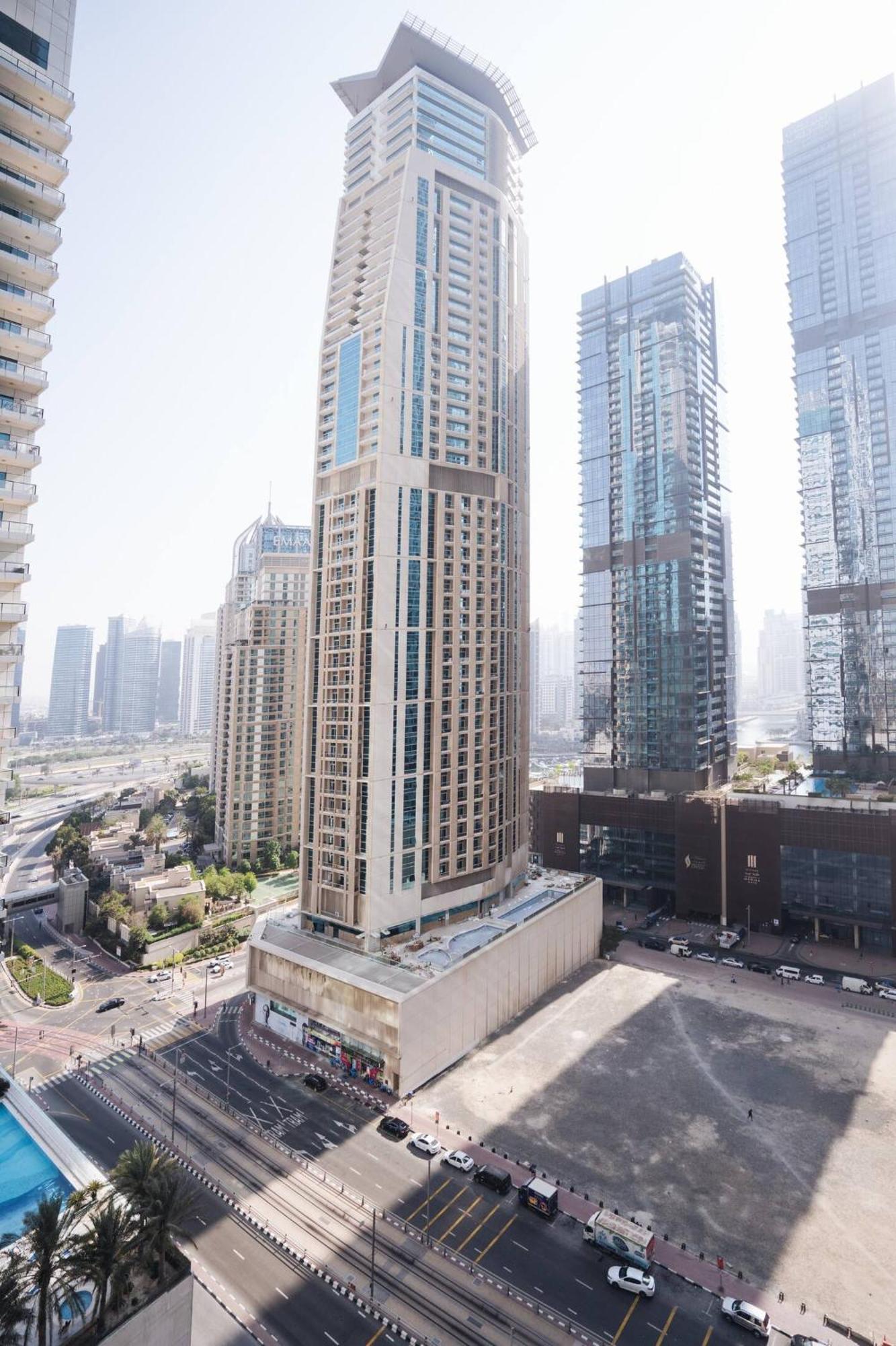 Charming Warm Suite With Amazing Views Of The City Dubai Esterno foto